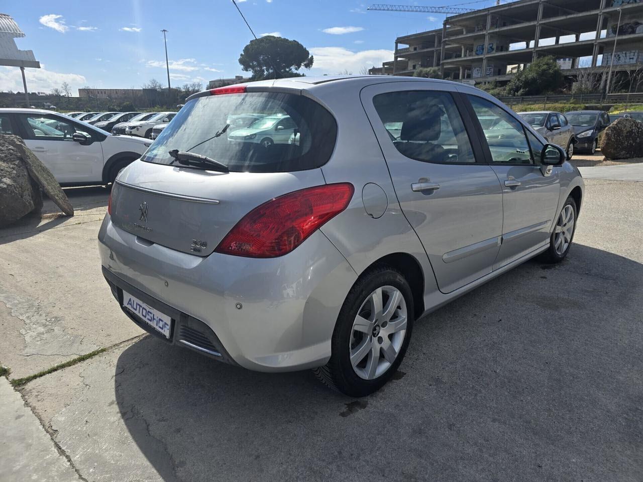 Peugeot 308 1.6 8V e-HDi 112CV Stop&Start robotiz.