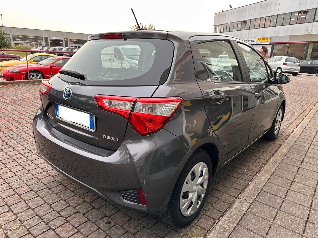 Toyota Yaris 1.5 Hybrid 5 porte Cool