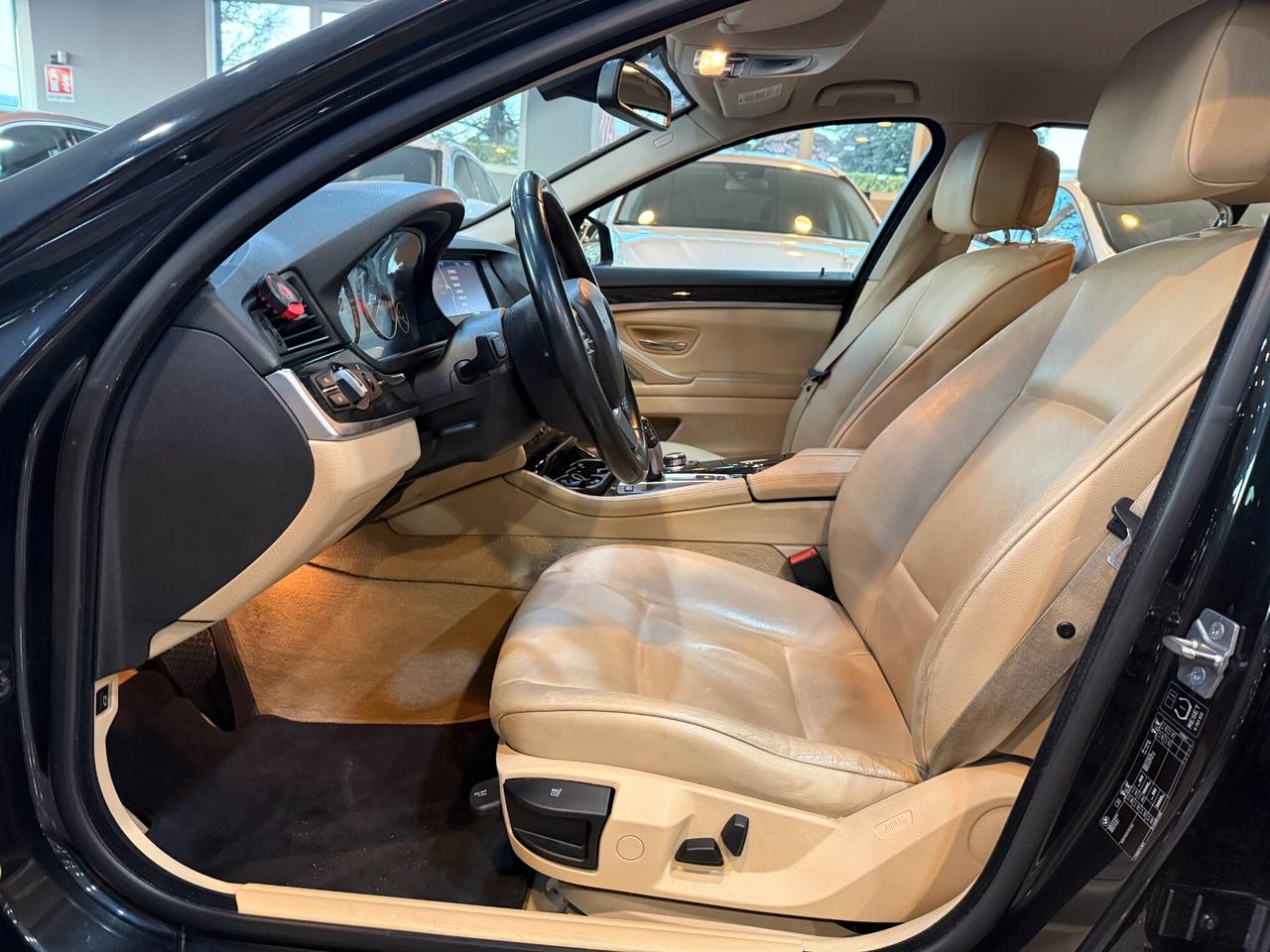 Bmw 530 ouring 530d Touring Eletta