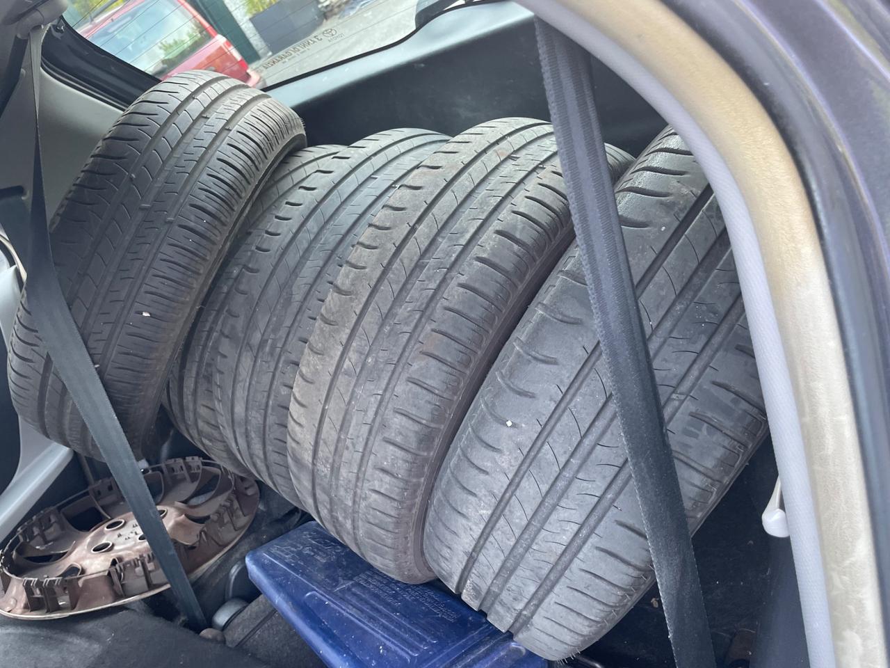Toyota Yaris 1.0 5 porte *Solo 85000km*Neopatentati*