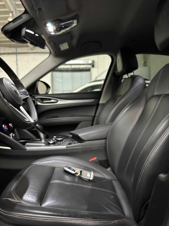 ALFA ROMEO Stelvio 2.0 Turbo 200 CV AT8 Q4 Super