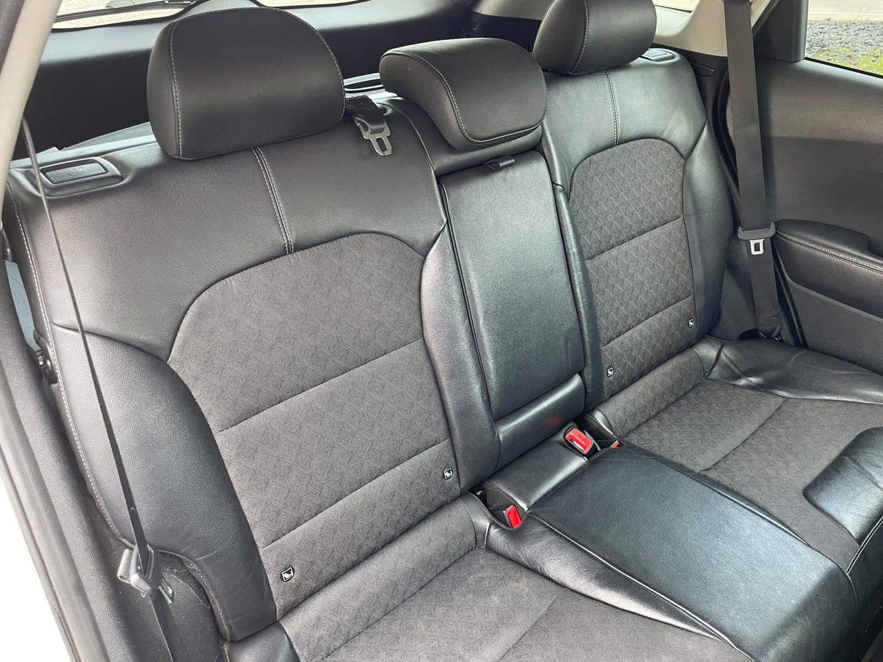 Kia Niro 1.6 GDi DCT HEV Evolution