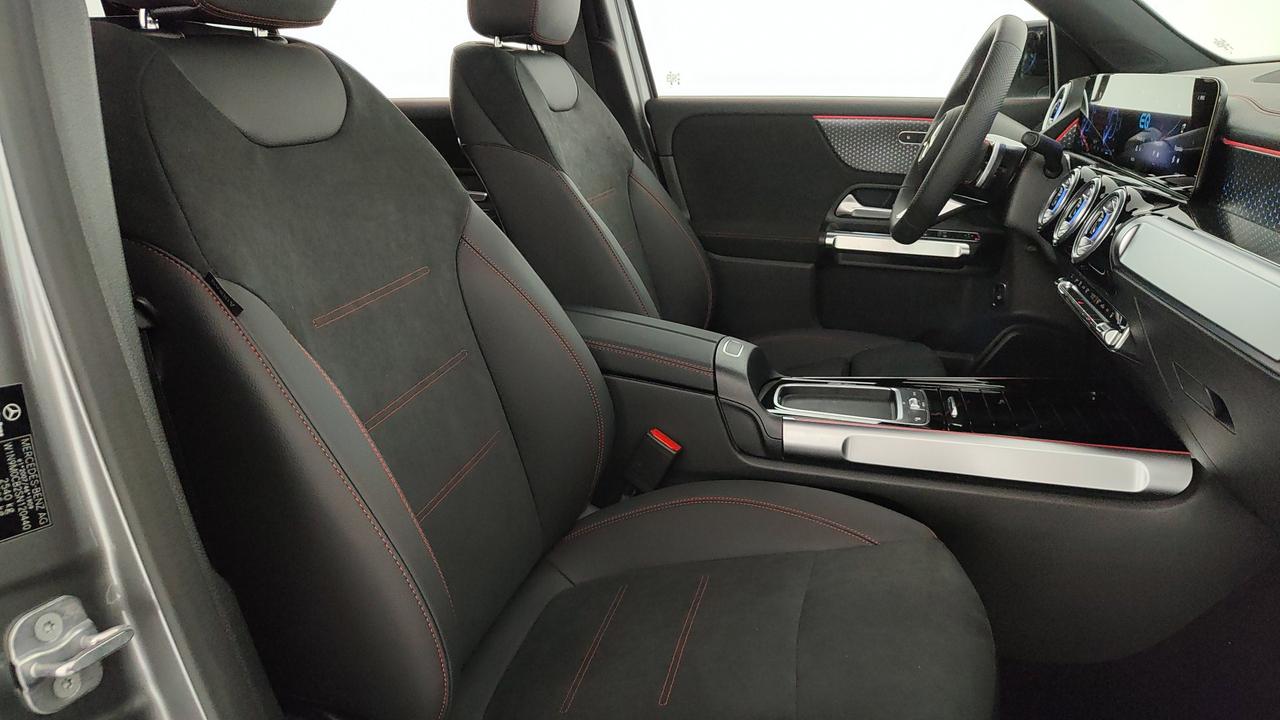 Mercedes-Benz EQB 250+