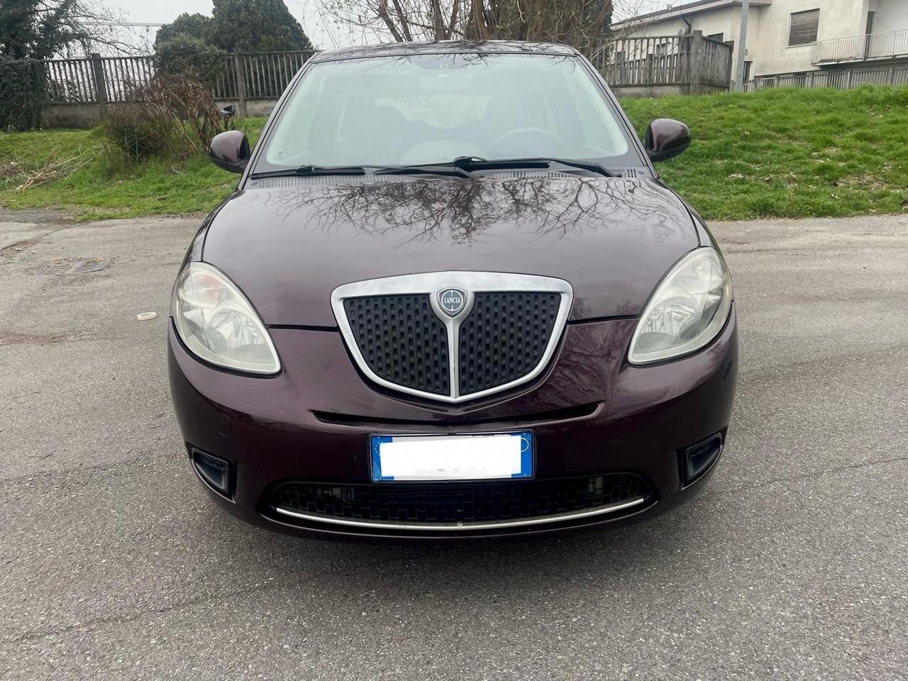 Lancia Ypsilon 1.4 Oro Ecochic GPL per Neopatentati