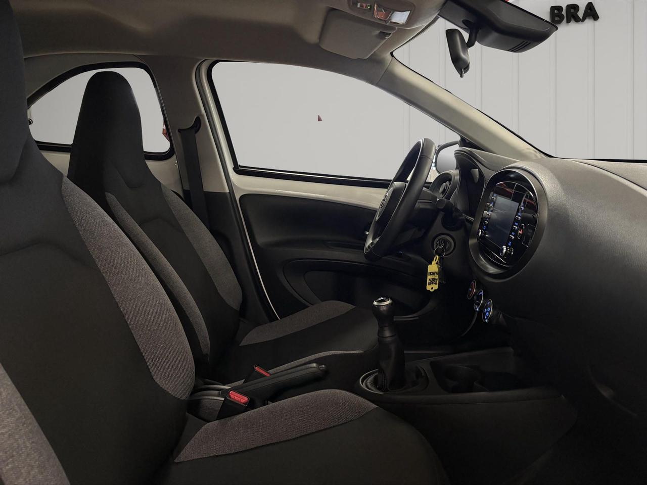Toyota Aygo X 1.0 Active 72cv