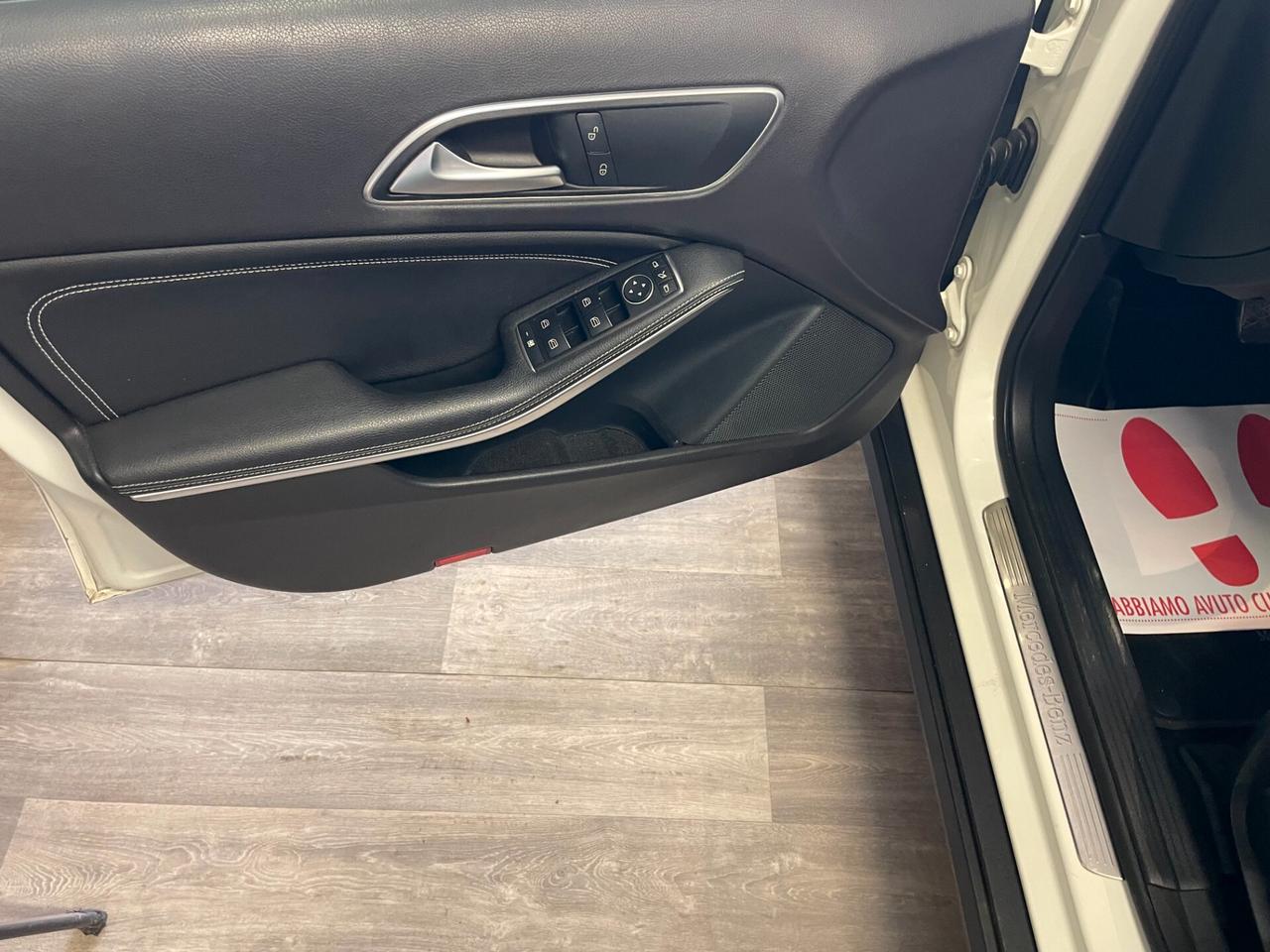 Mercedes-benz GLA 200 d Automatic 4Matic Premium Tetto Pelle