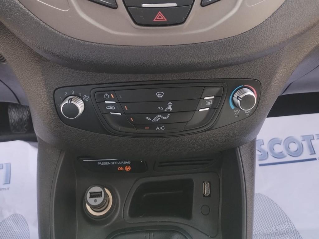 FORD Tourneo Courier E6 2016 - Tourneo Courier 1.5 tdci 75cv plus E6