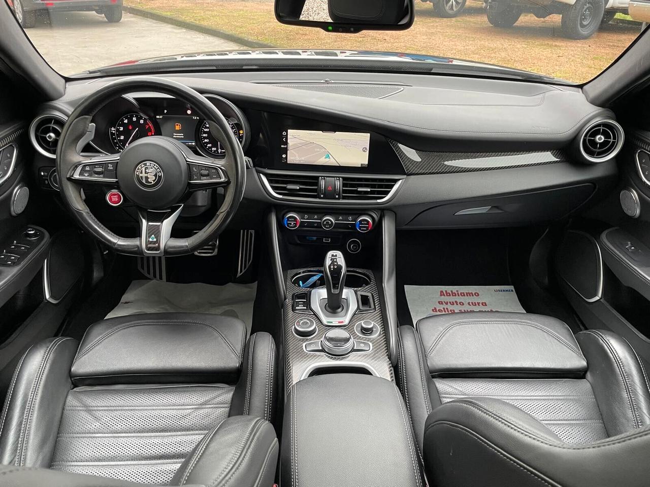 Alfa Romeo Giulia 2.9 V6 Bi-Turbo AT8 Quadrifoglio