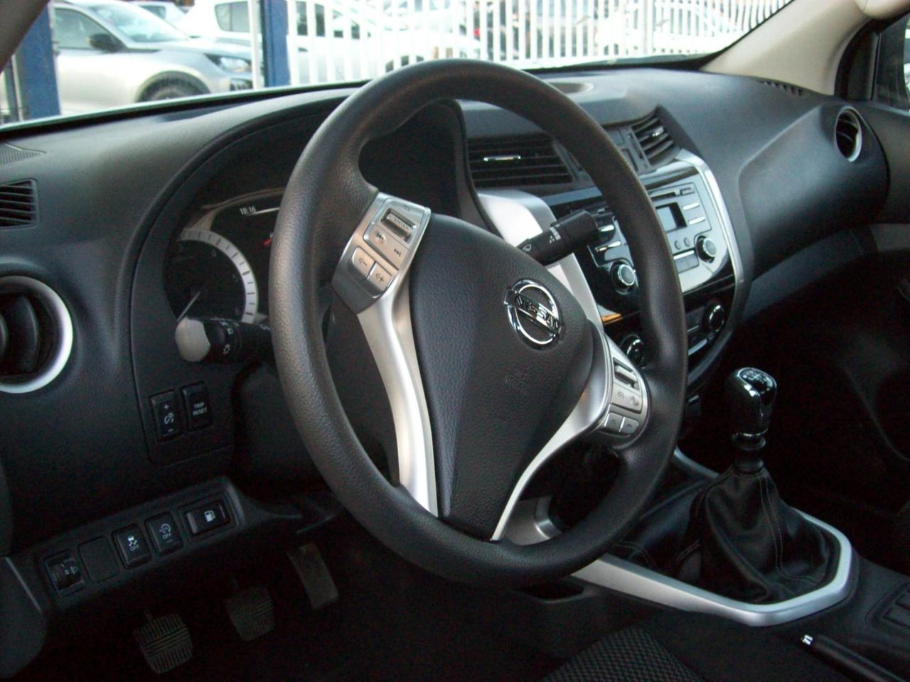 NISSAN NAVARA 2.3 DCI 4X4 ACENTA