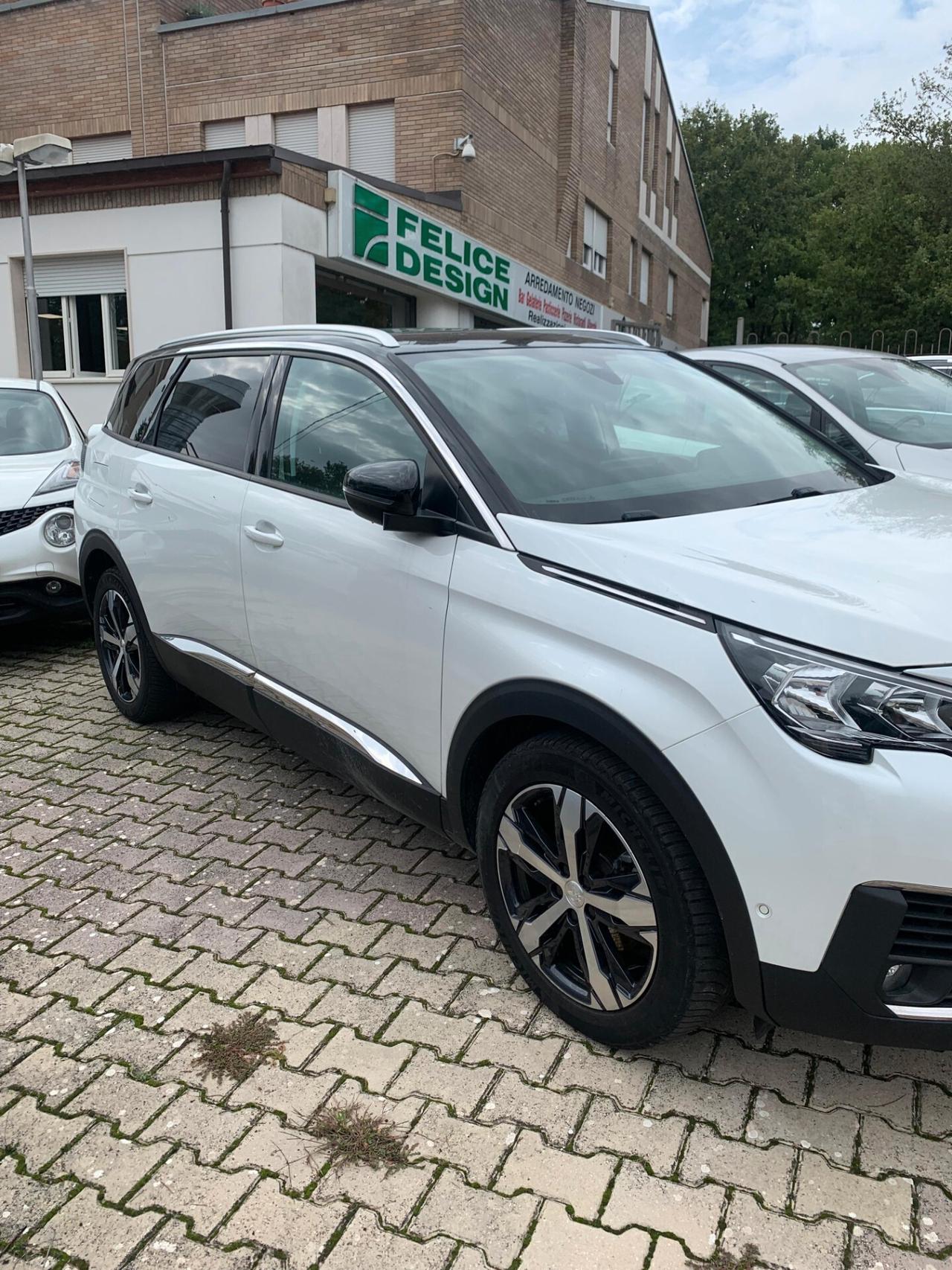 PEUGEOT 5008 BlueHDi 130 S&S EAT8 7p. Allure 2019