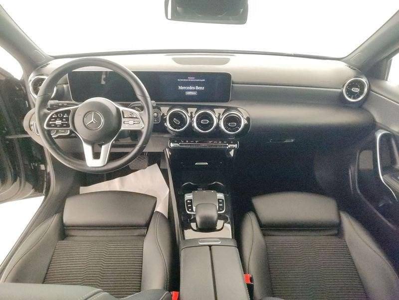 Mercedes-Benz Classe A A 180 d Sport auto