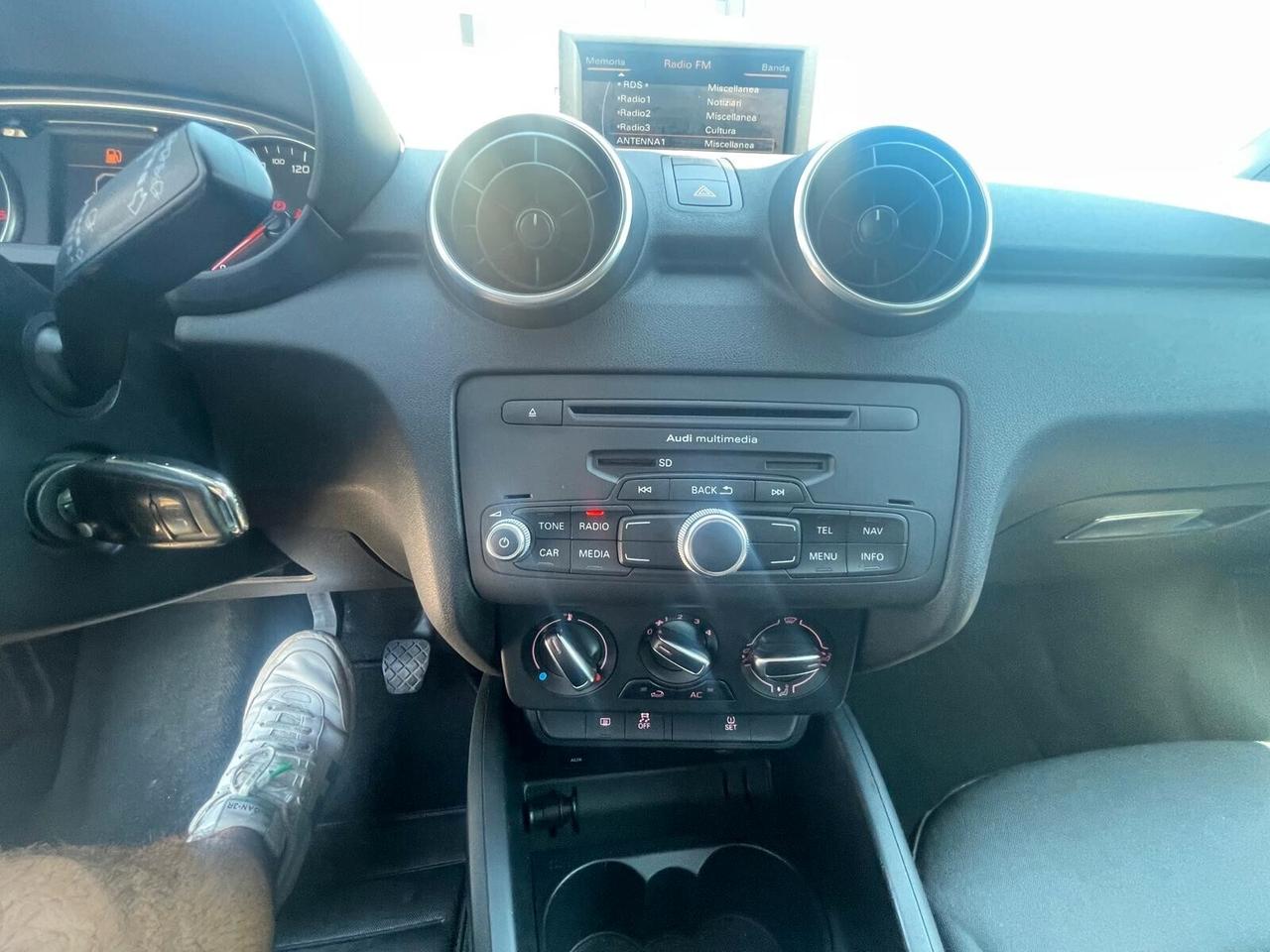 Audi A1 SPB 1.6 TDI S line edition