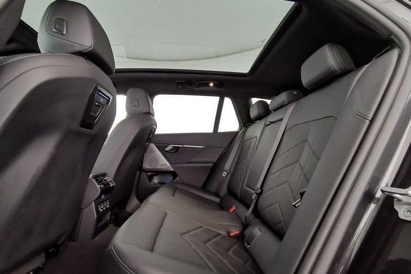 BMW Serie 5 520d xDrive M Sport Gancio Tetto Pelle Camera 360°