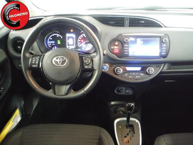 TOYOTA Yaris 1.5 Hybrid 5 porte Business