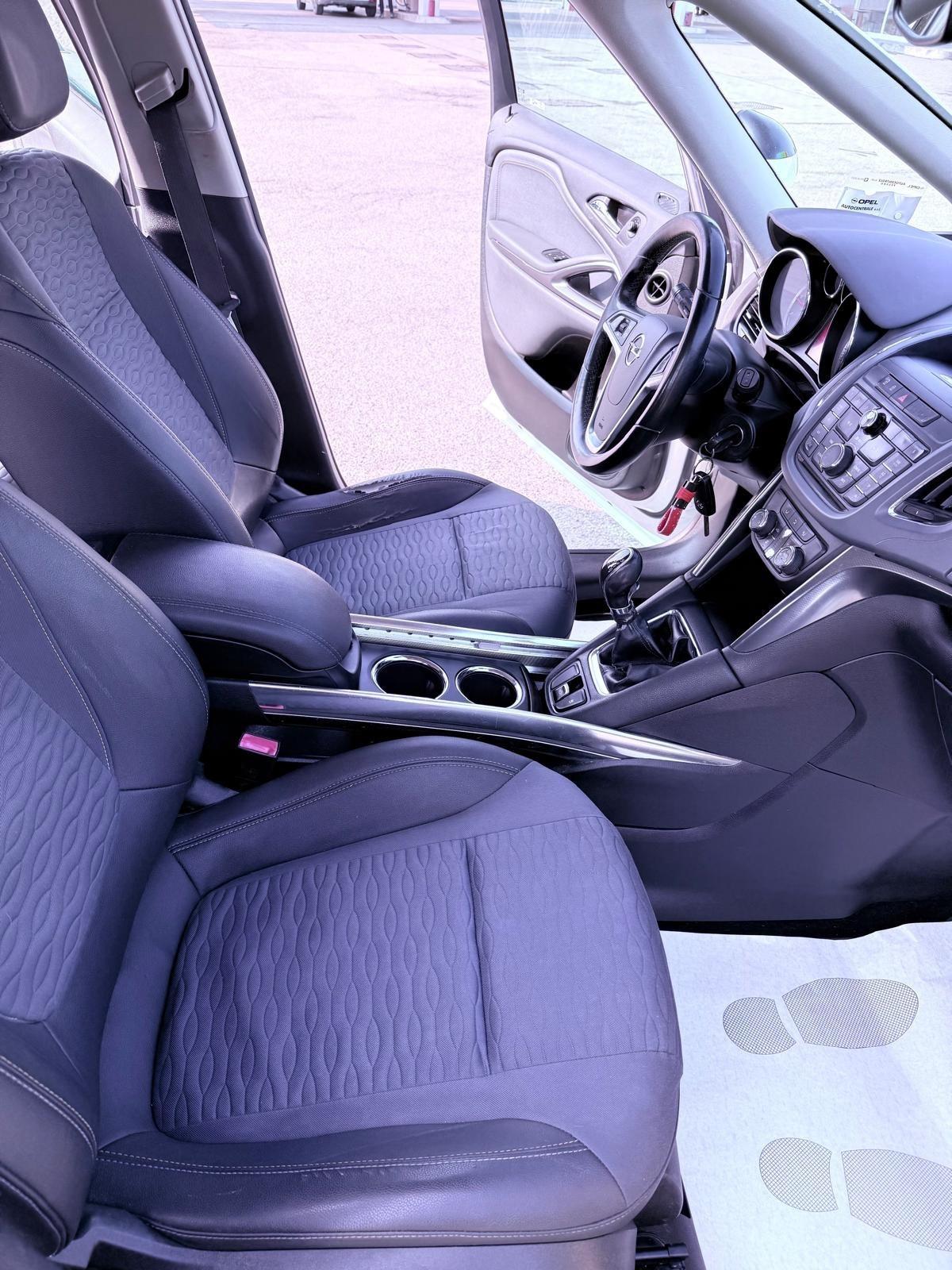 Opel Zafira Tourer 2.0 CDTi 110CV Cosmo
