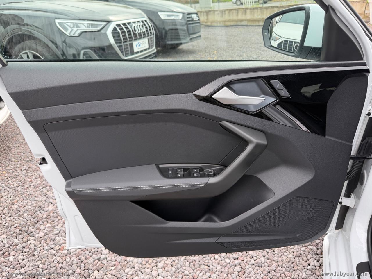 AUDI A1 SPORTBACK 30 TFSI S-line LED NAVI PELLE RETROCAMERA