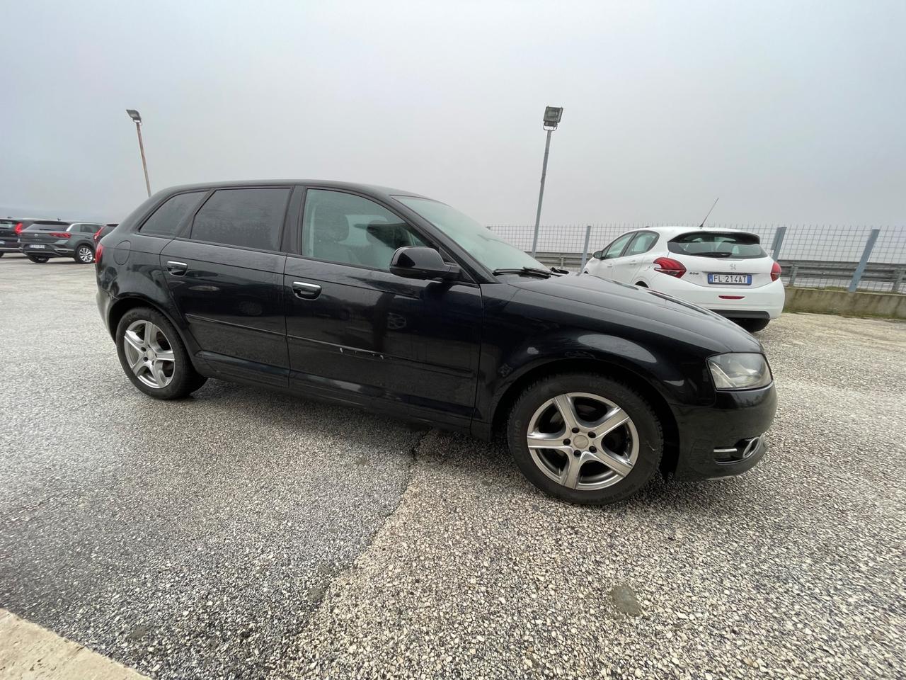 Audi A3 SPB 1.6 TDI 105 CV CR Ambition