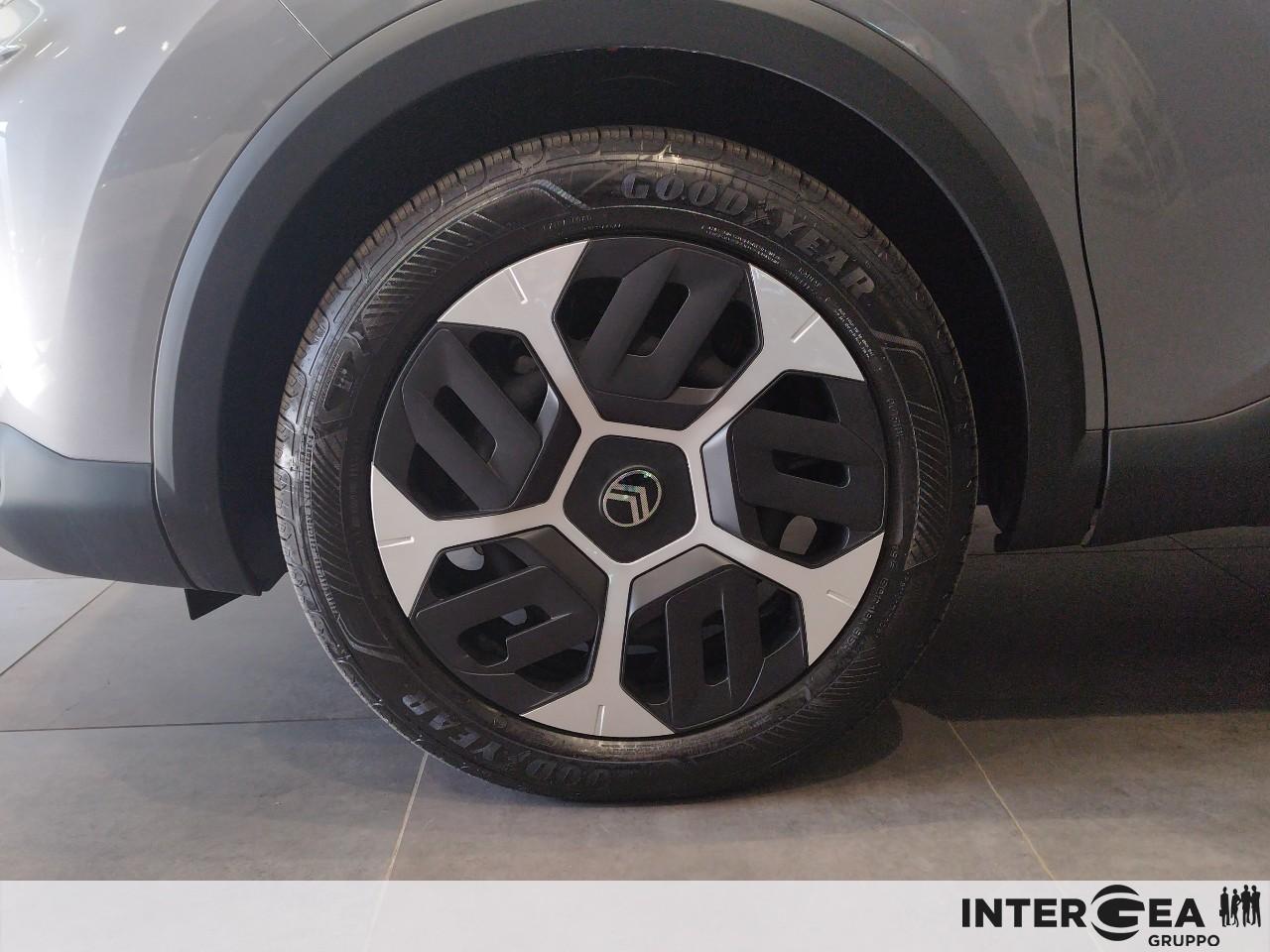 CITROEN C4 1.2 hybrid Plus 145cv e-dcs6