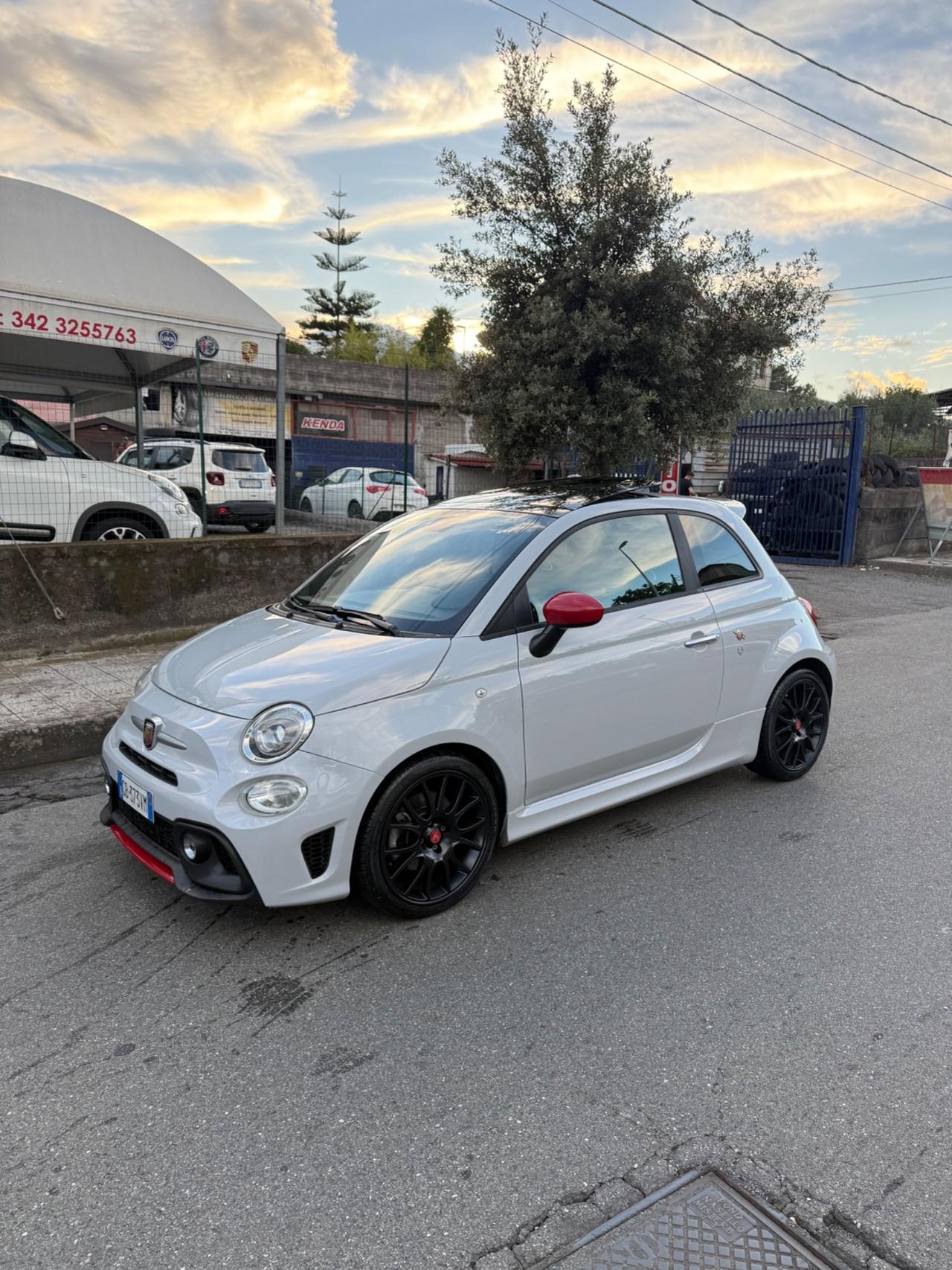 Abarth 595 1.4 Turbo T-Jet 165 CV Turismo