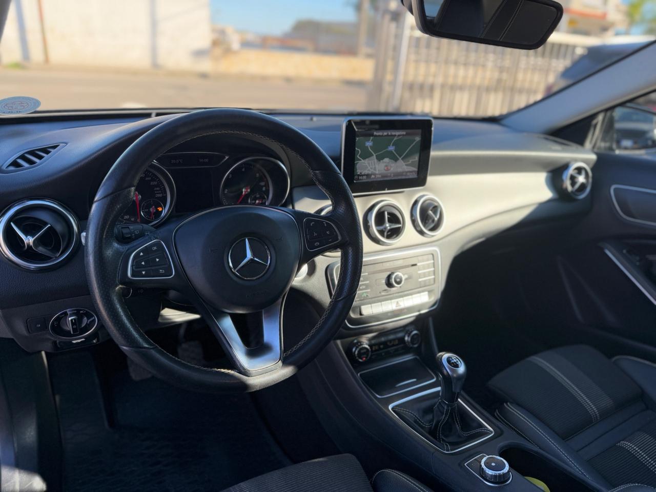 Mercedes-benz A 180 d Automatic Premium