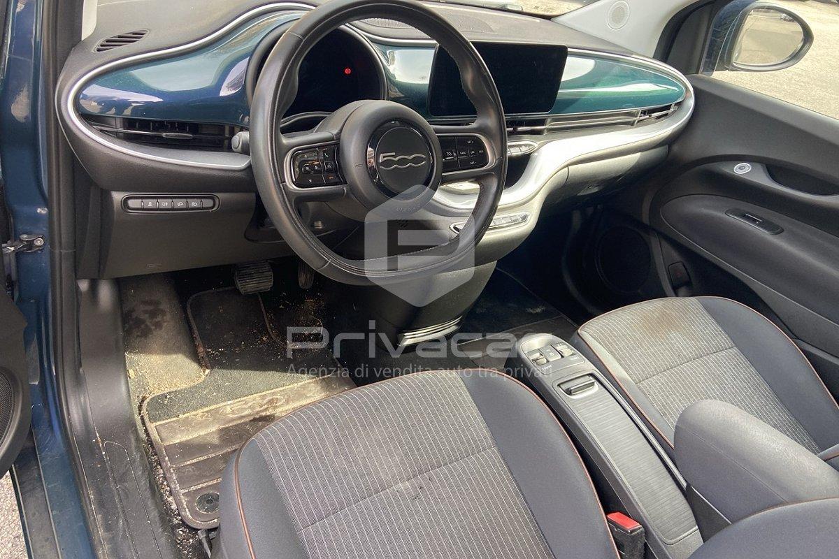 FIAT 500e 3+1 42 kWh Icon