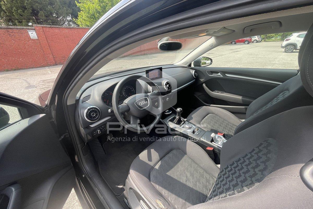 AUDI A3 1.6 TDI Attraction