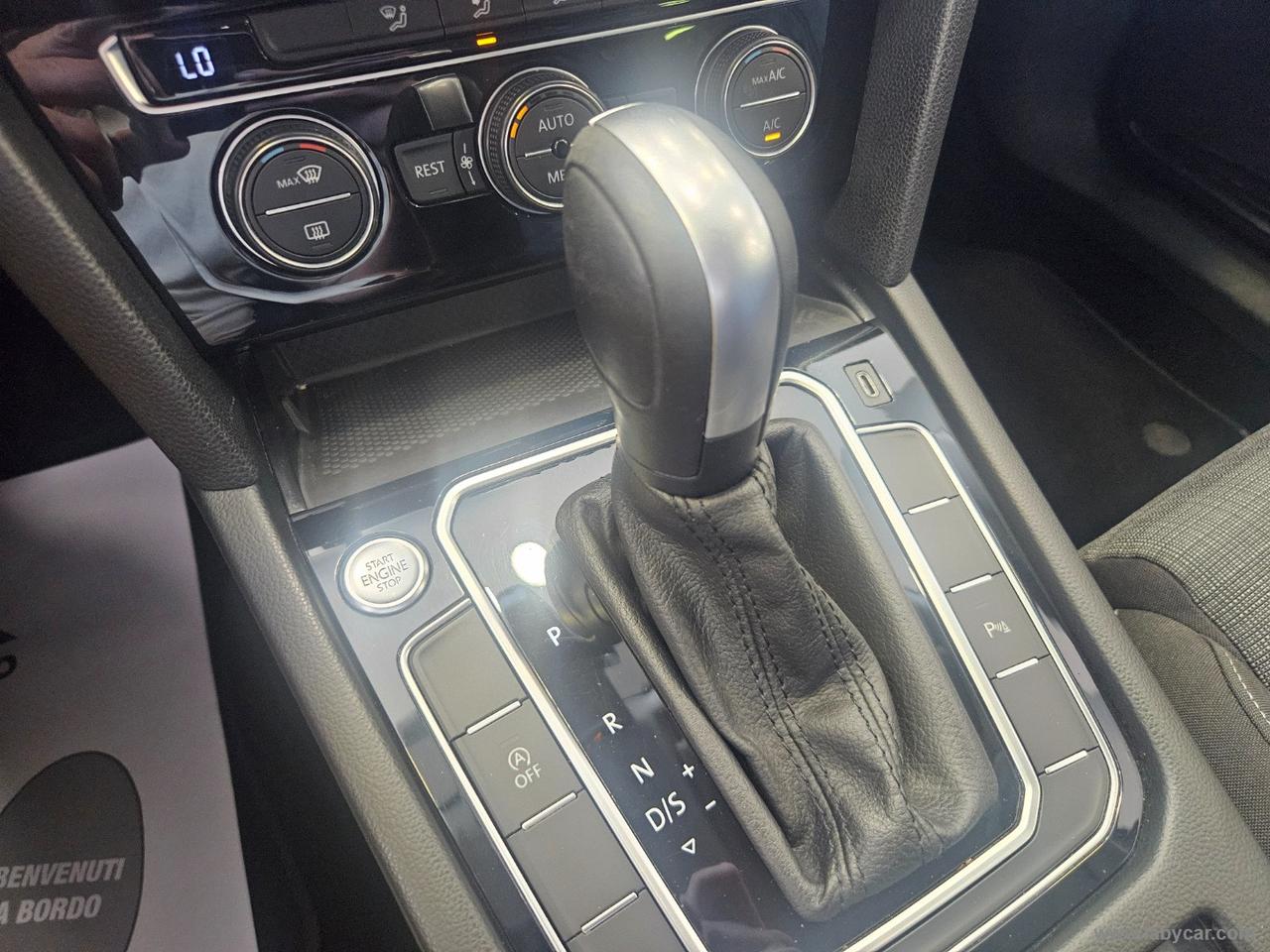 VOLKSWAGEN Passat Var. 1.6 TDI DSG Business BMT