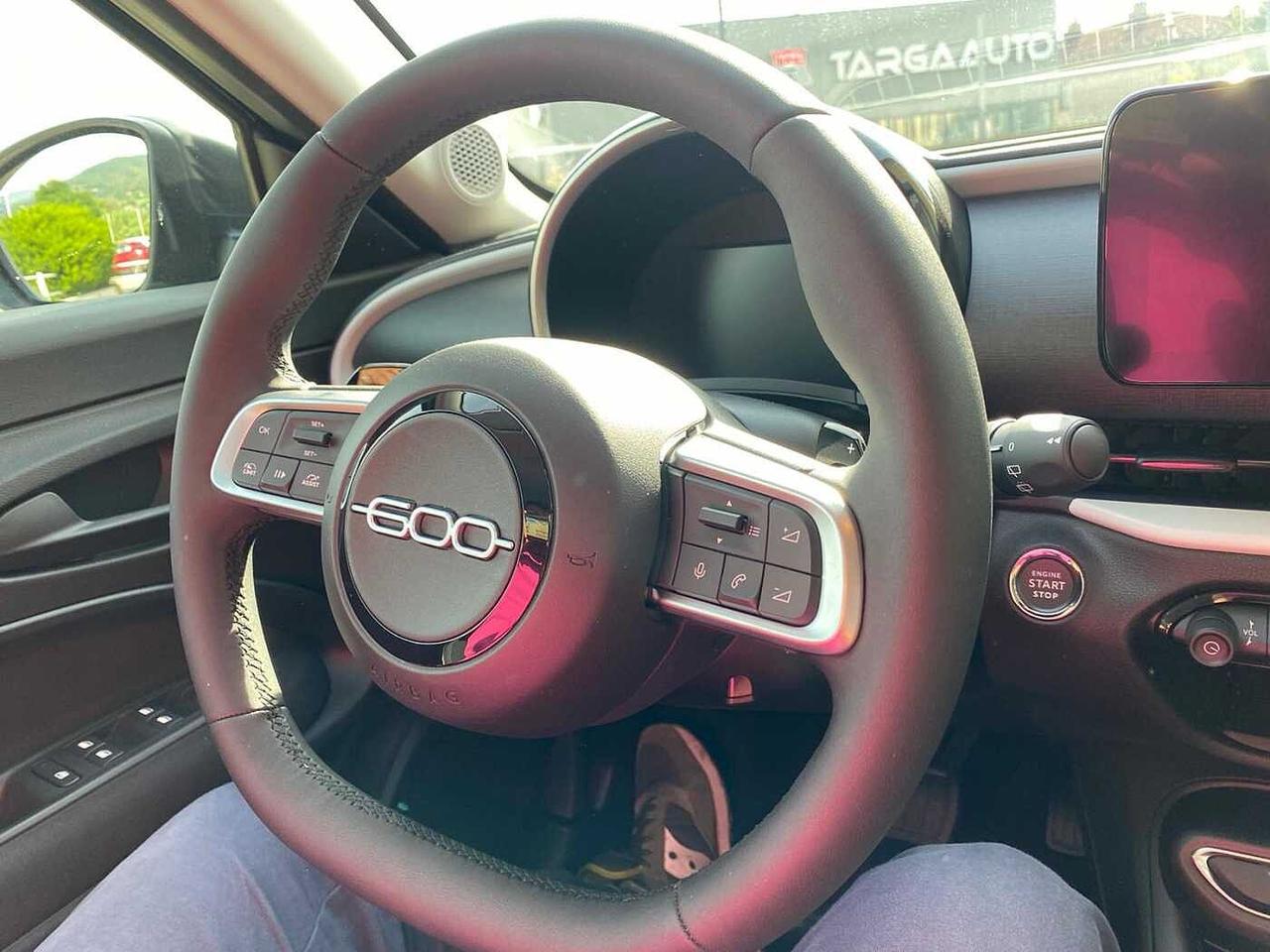 Fiat 600 Hybrid DCT MHEV