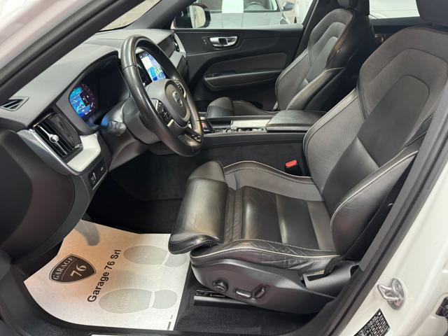 VOLVO XC60 B4 (d) AWD automatico Plus Dark N1 + iva 22%