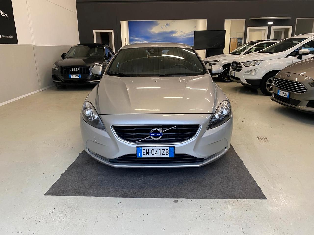 Volvo V40 D2 1.6 Summum