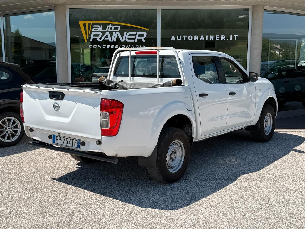 Nissan Navara 2.3 dCi 163cv 4WD Double Cab