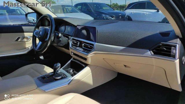 BMW 320 320D 48V BUSINESS ADVANTAGE AUTO - VOLANTE M - GE8