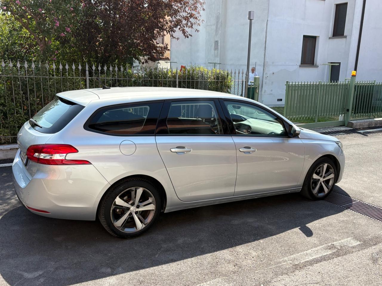 Peugeot 308 1.6 e-HDi 115 CV StopeStart SW GT Line