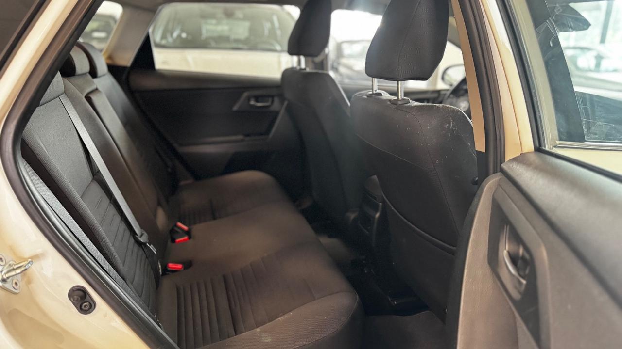 Toyota Auris Touring Sports 1.8 Hybrid Lounge
