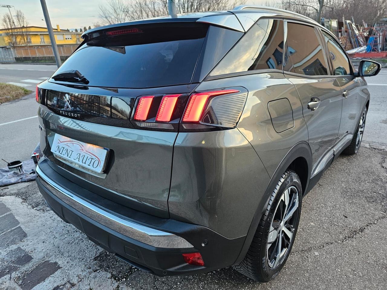 Peugeot 3008 BlueHDi 120cv Allure*S&S*Navi*Led*Euro6*Unipro*