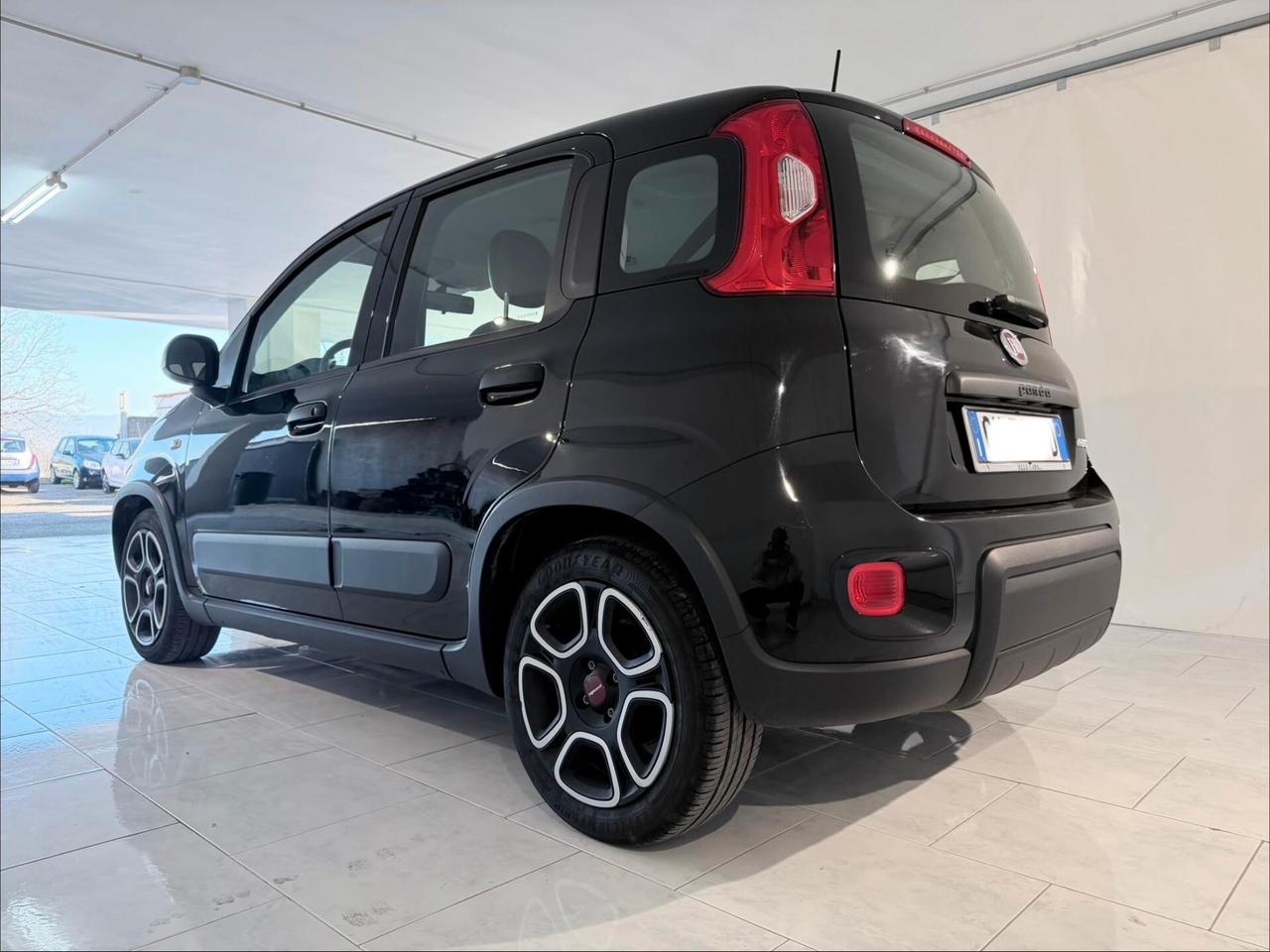 Fiat Panda 1.0 HYBRID 2022 NEOPATENTATI