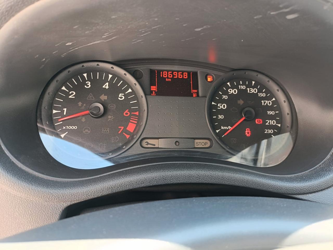 Renault Clio 1.2 16V 5 porte GPL Yahoo!