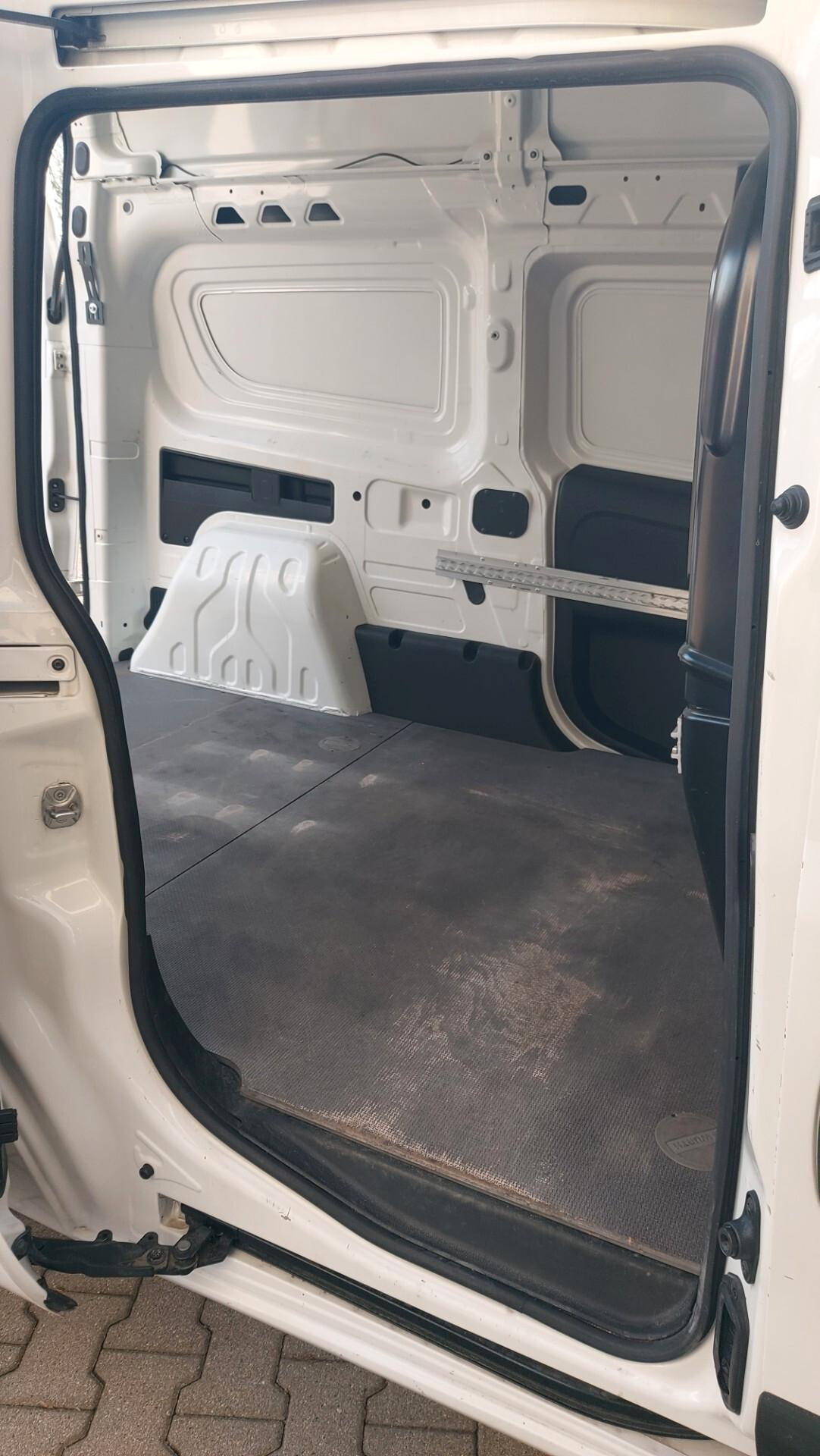 Fiat Doblò Maxi XL- Passo lungo Tetto alto