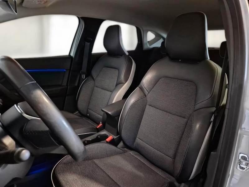 Renault Captur Plug-in Hybrid E-Tech 160 CV Intens