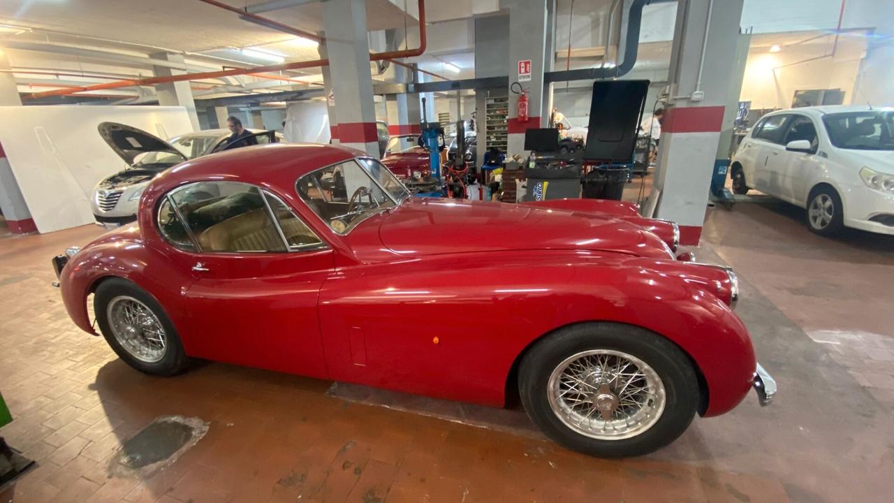Jaguar XK 120