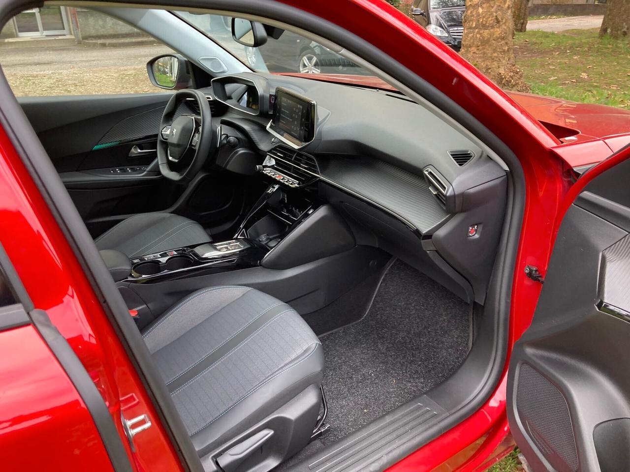 Peugeot 2008 PureTech 130 S&S EAT8 Allure Pack
