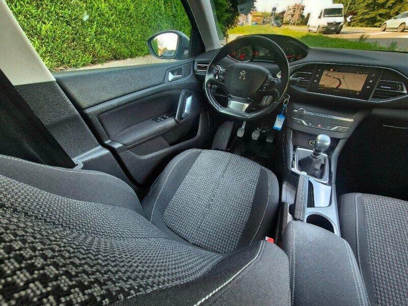 Peugeot 308 308 BlueHDi 130 S&S SW Business