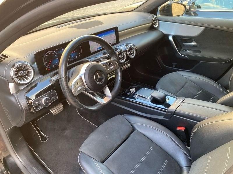 Mercedes-Benz Classe A A 180 d Premium Night edition auto