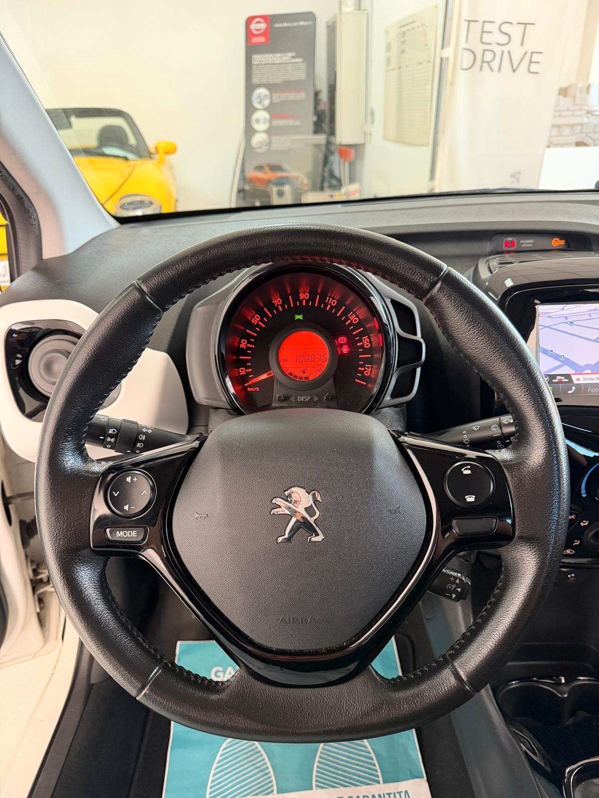 Peugeot 108 PureTech 82 5 porte Collection TOP!