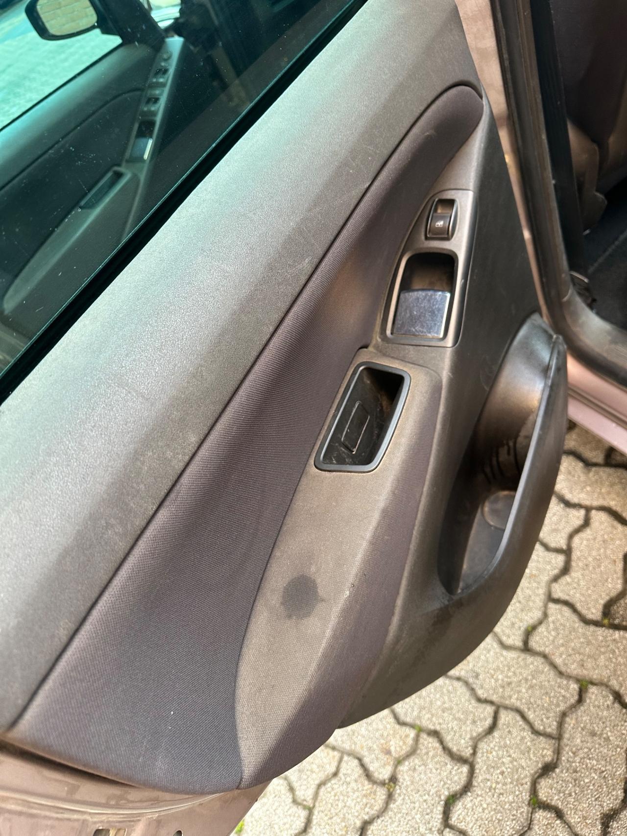 Lancia MUSA 1.4 Argento Ecochic GPL