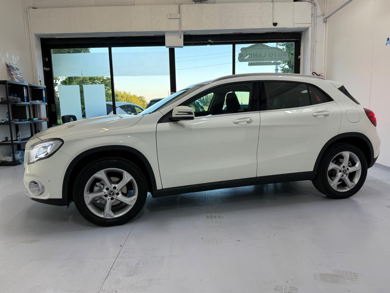 Mercedes-benz GLA 200 d Automatic Premium