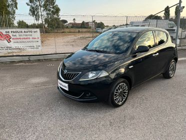 Lancia Ypsilon 1.0 FireFly 5 porte S&S Hybrid Gold Plus