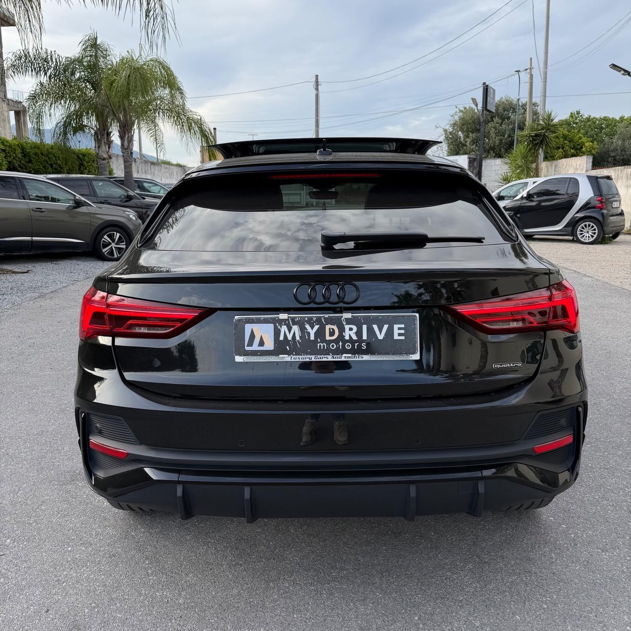 Audi Q3 SPB 40 TDI quattro line edition Tetto