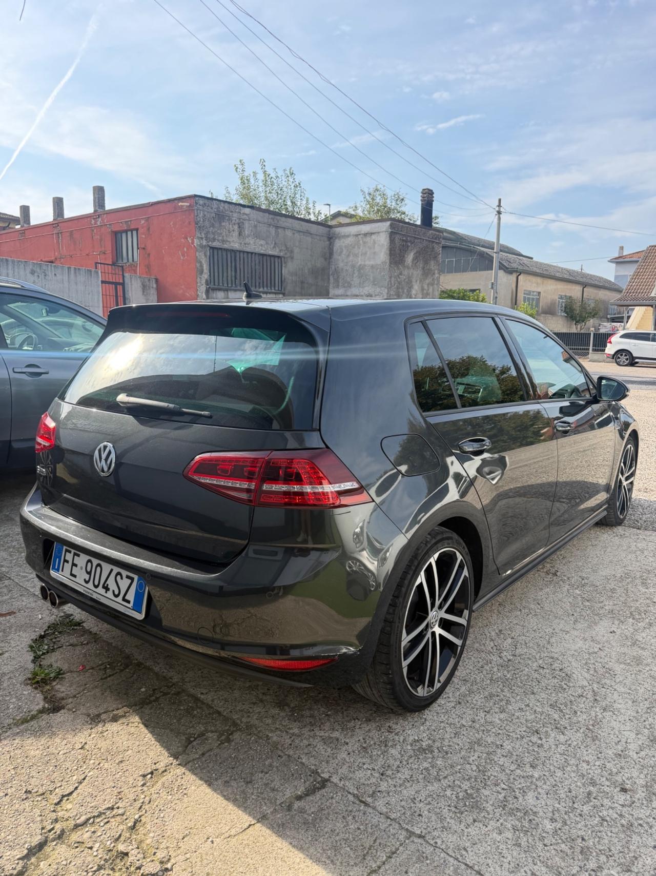 Volkswagen Golf GTD 2.0 TDI DSG 5p. Business BlueMotion Technology