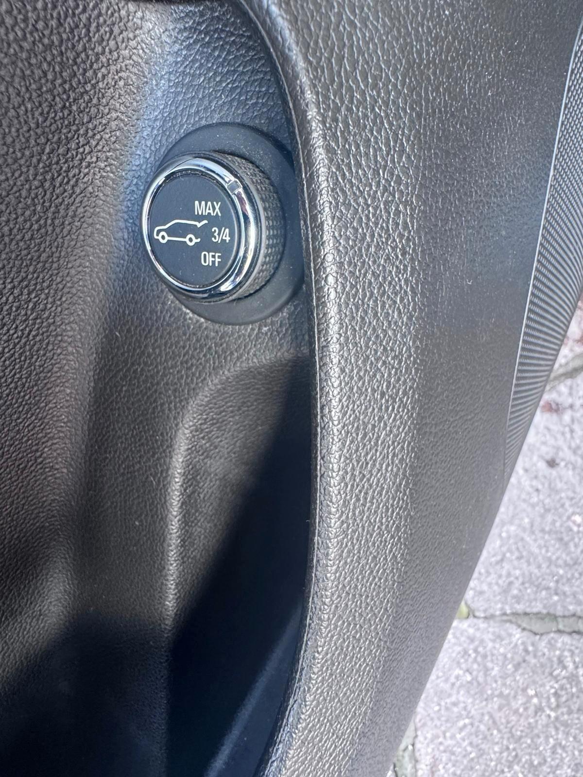 Opel Insignia 1.6 CDTI 136CV Sports Tourer aut. Cosmo